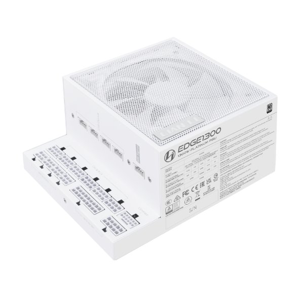 Lian-Li Edge 1300W 80+ Platinum ATX 3.0 aflgjafi, hvítur